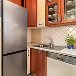 1 Bedroom Lovely In