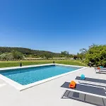 1 Bedroom Lovely In Apartman *