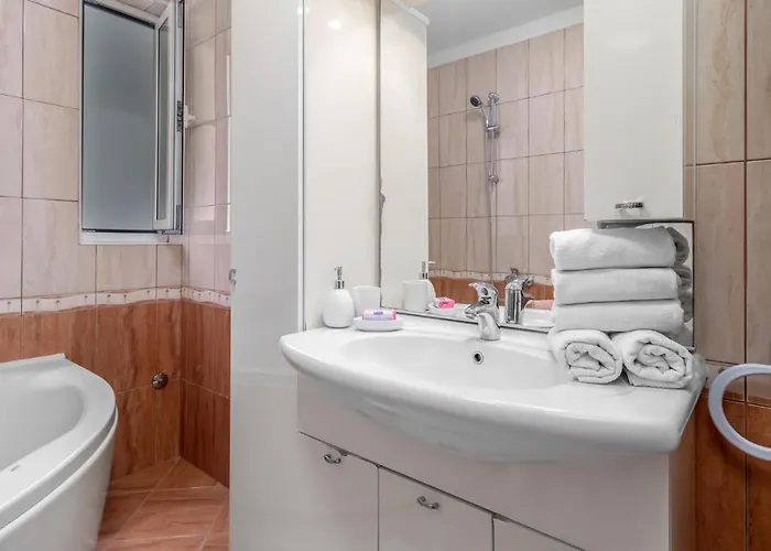 1 Bedroom Awesome In Lejlighed