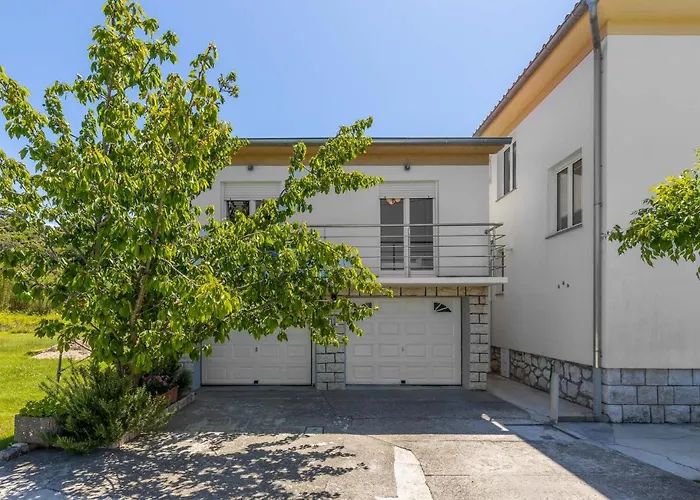 Lejlighed 1 Bedroom Awesome In Kampor